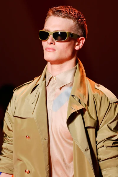 Look 39